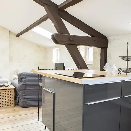 Foy Lovely 2 Bedroom + Prkg Bordeaux