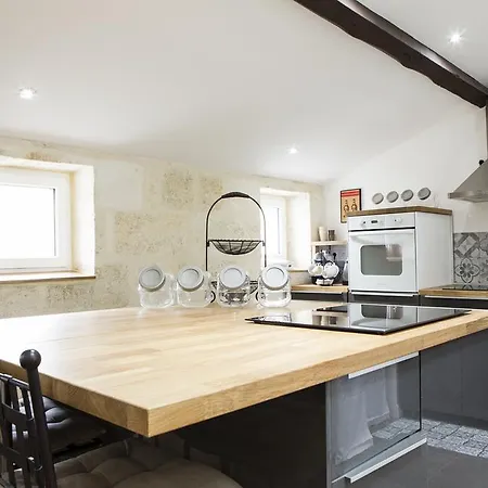 Foy Lovely 2 Bedroom + Prkg Daire Bordeaux