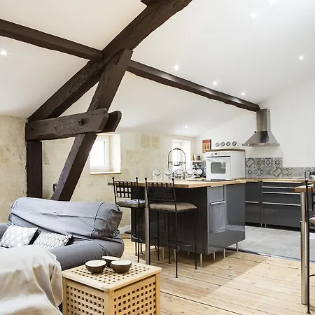 Foy Lovely 2 Bedroom + Prkg Bordeaux